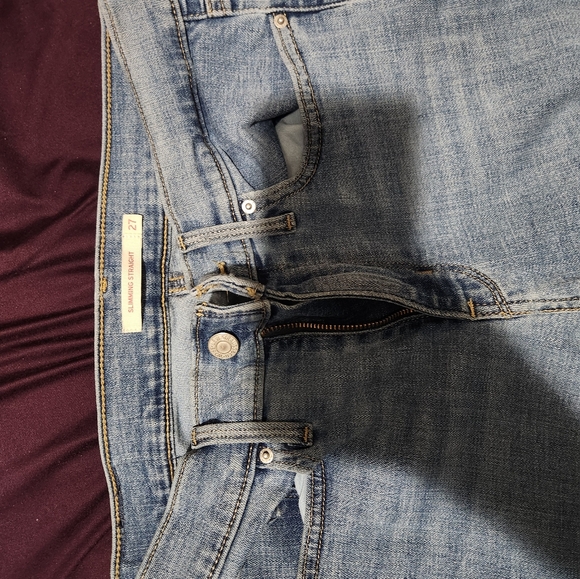 Levi's Size 27 (US Size 4) Women's Blue Jeans Sliming Straight - Picture 2 of 3
